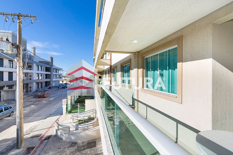 Apartamento com 3 dormitórios - LA245F