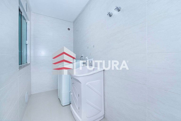 Apartamento com 3 dormitórios - LA244F