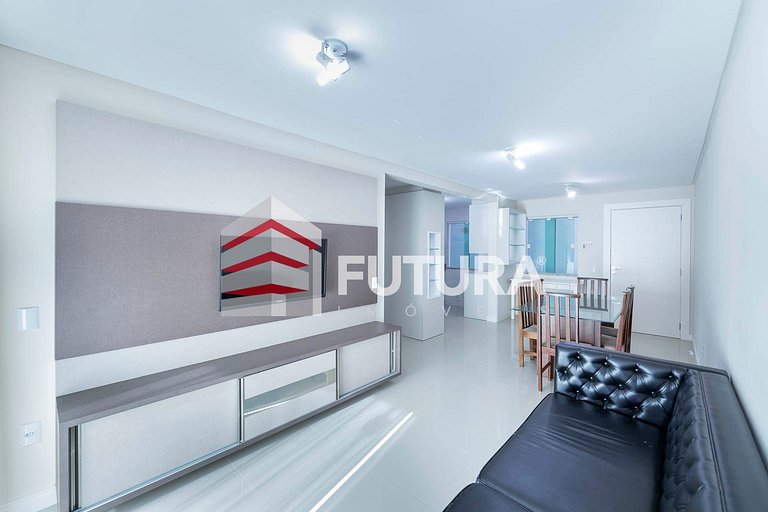 Apartamento com 3 dormitórios - LA244F