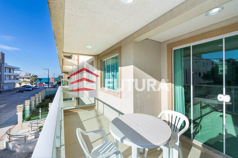 Apartamento com 3 dormitórios - LA244F