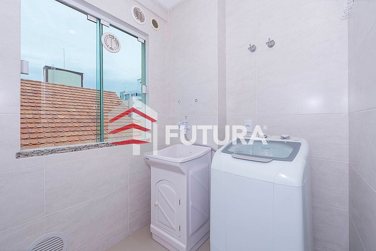 Apartamento com 3 dormitórios - LA245F