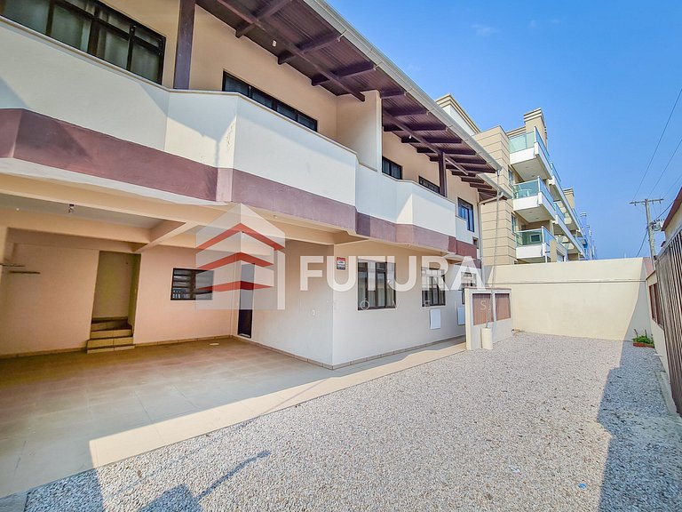 Apartamento de 2 dormitórios a 50 metros do mar - LA231F