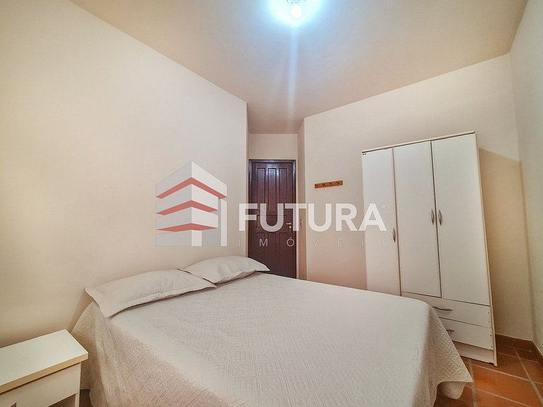 Apartamento 02 dois dormitórios -a 50 mts da praia