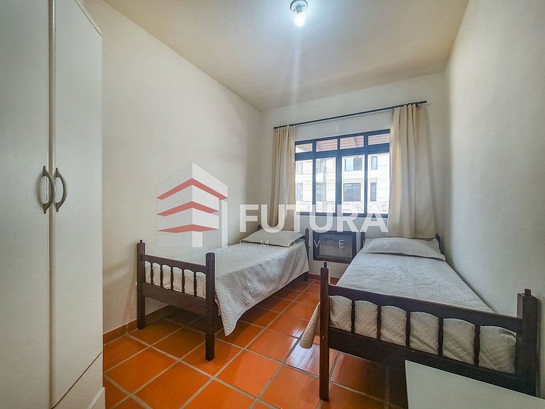 Apartamento 02 dois dormitórios -a 50 mts da praia