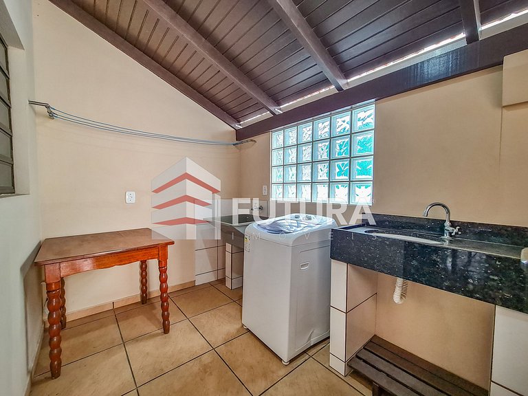 Apartamento 02 dois dormitórios -a 50 mts da praia