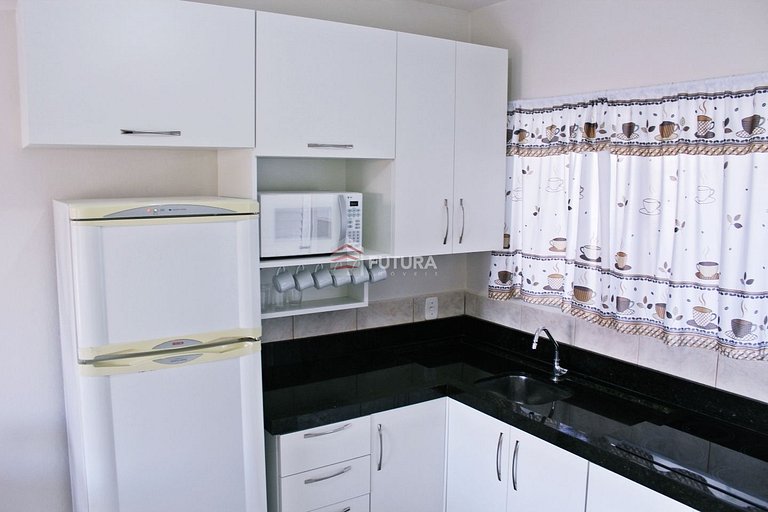 APARTAMENTO 03 DORMITORIOS 15MTS DA PRAIA;