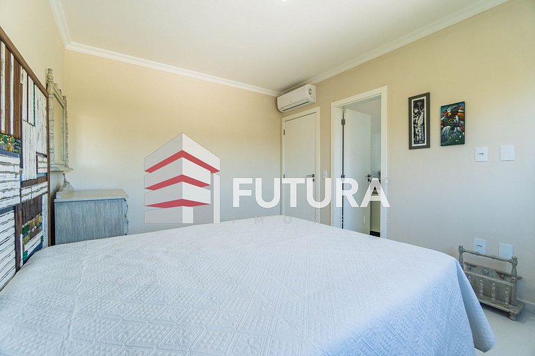 Apartamento com 3 dormitórios - LA252F