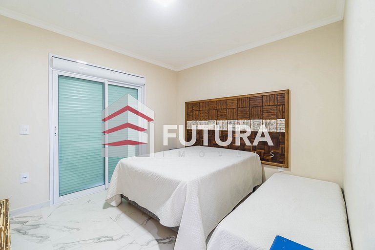 Apartamento com 3 dormitórios - LA252F