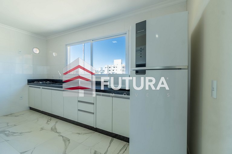 Apartamento com 3 dormitórios - LA252F