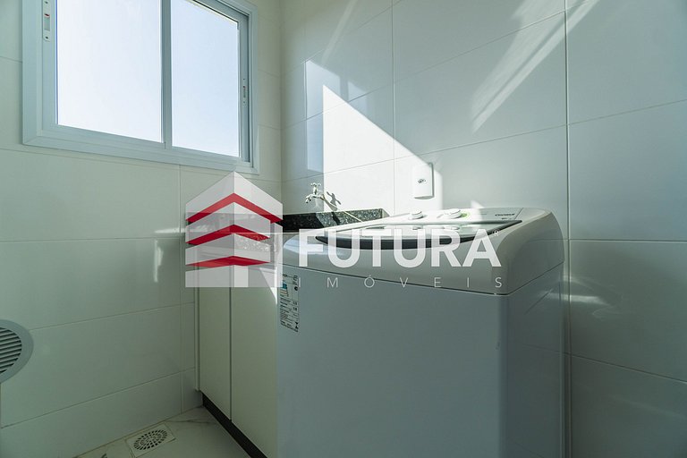 Apartamento com 3 dormitórios - LA252F