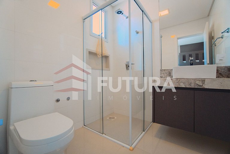 Cobertura Duplex com piscina privativa;