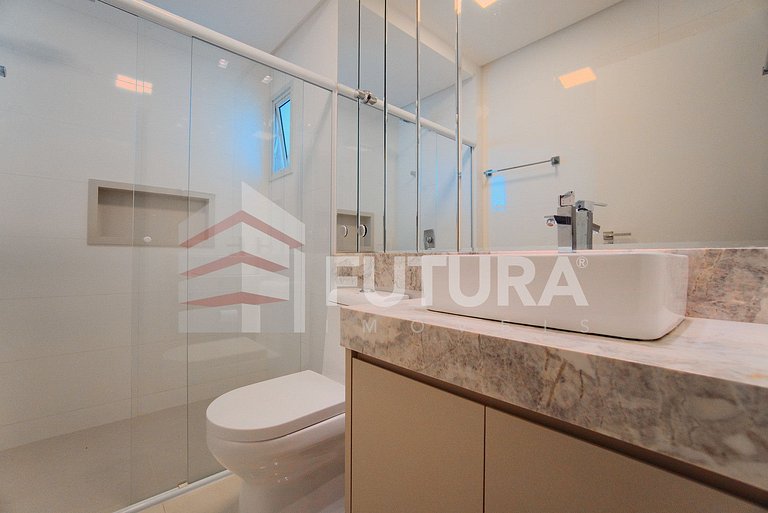 Cobertura Duplex com piscina privativa;