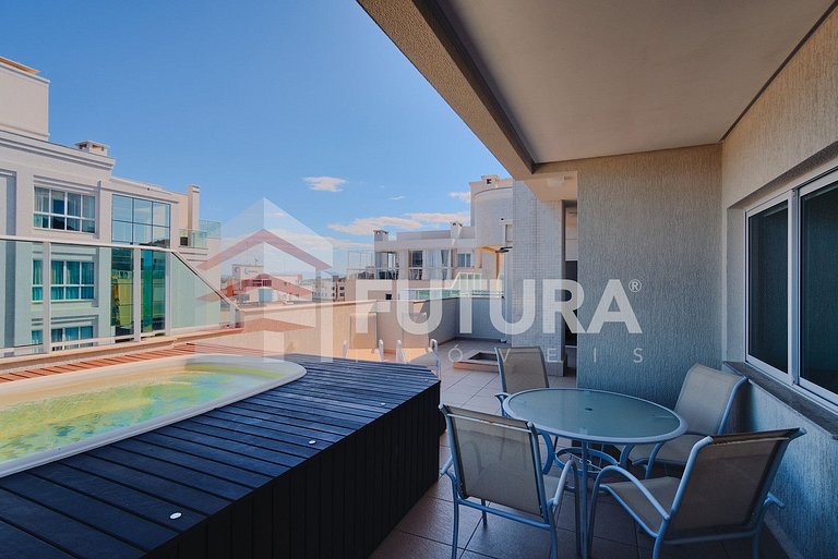 Cobertura Duplex com piscina privativa;