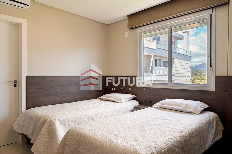 Cobertura duplex c/ vista mar em Mariscal