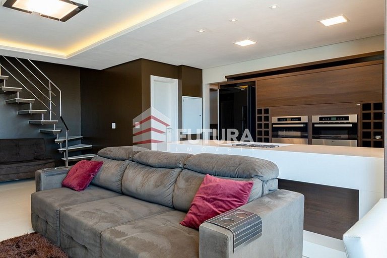 Cobertura duplex c/ vista mar em Mariscal