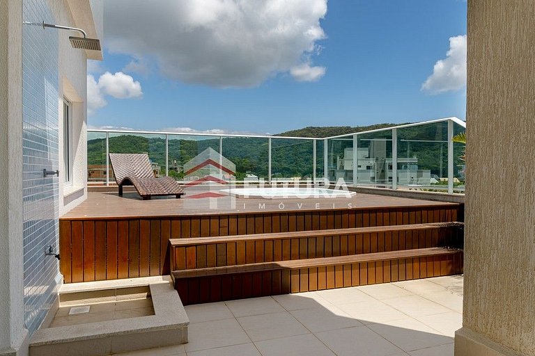 Cobertura duplex c/ vista mar em Mariscal