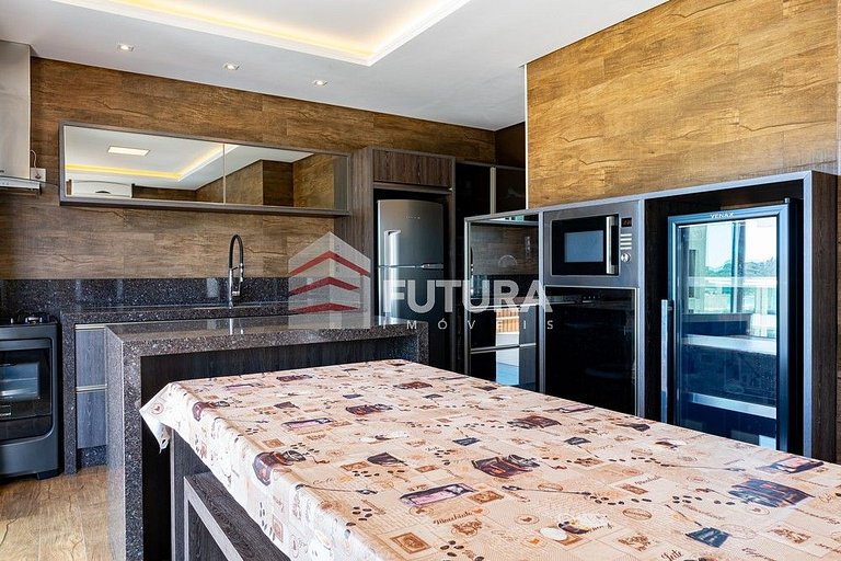 Cobertura duplex c/ vista mar em Mariscal