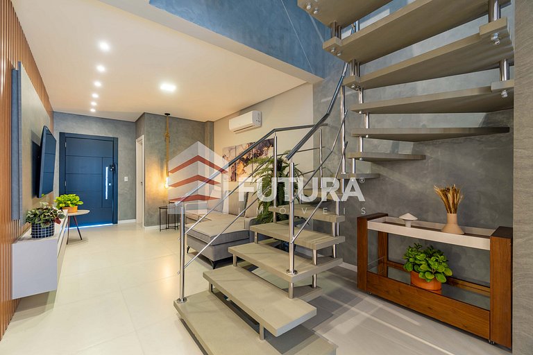 Triplex com piscina e 3 suítes - LA259F