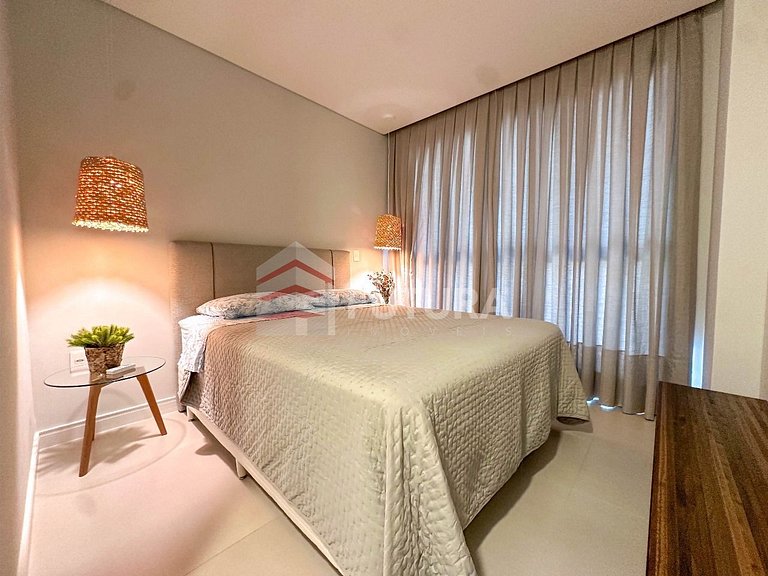 Apartamento com 03 dormitórios - LA260F