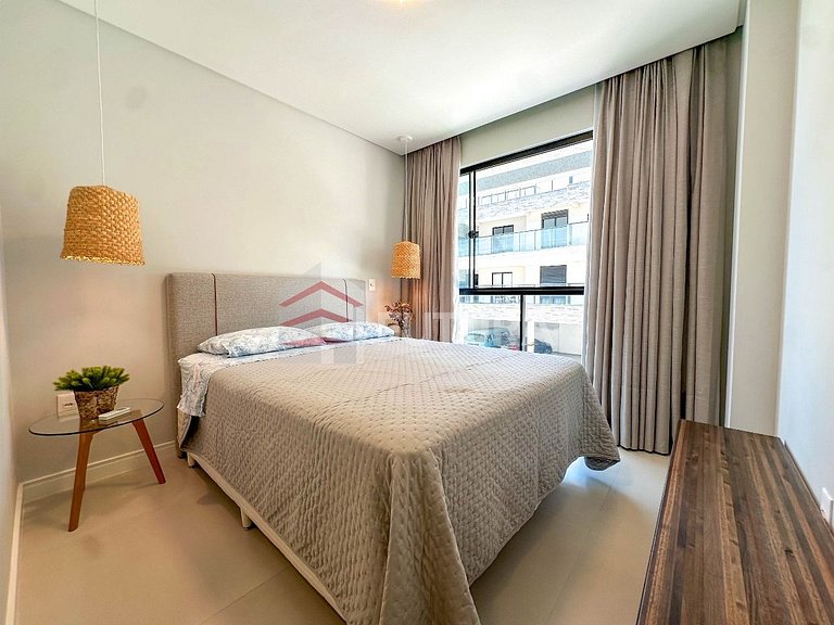 Apartamento com 03 dormitórios - LA260F