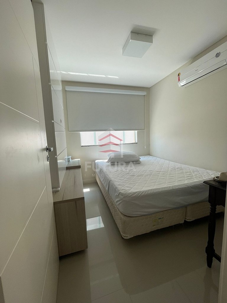 Apartamento 3 dormitórios na praia de canto grande;