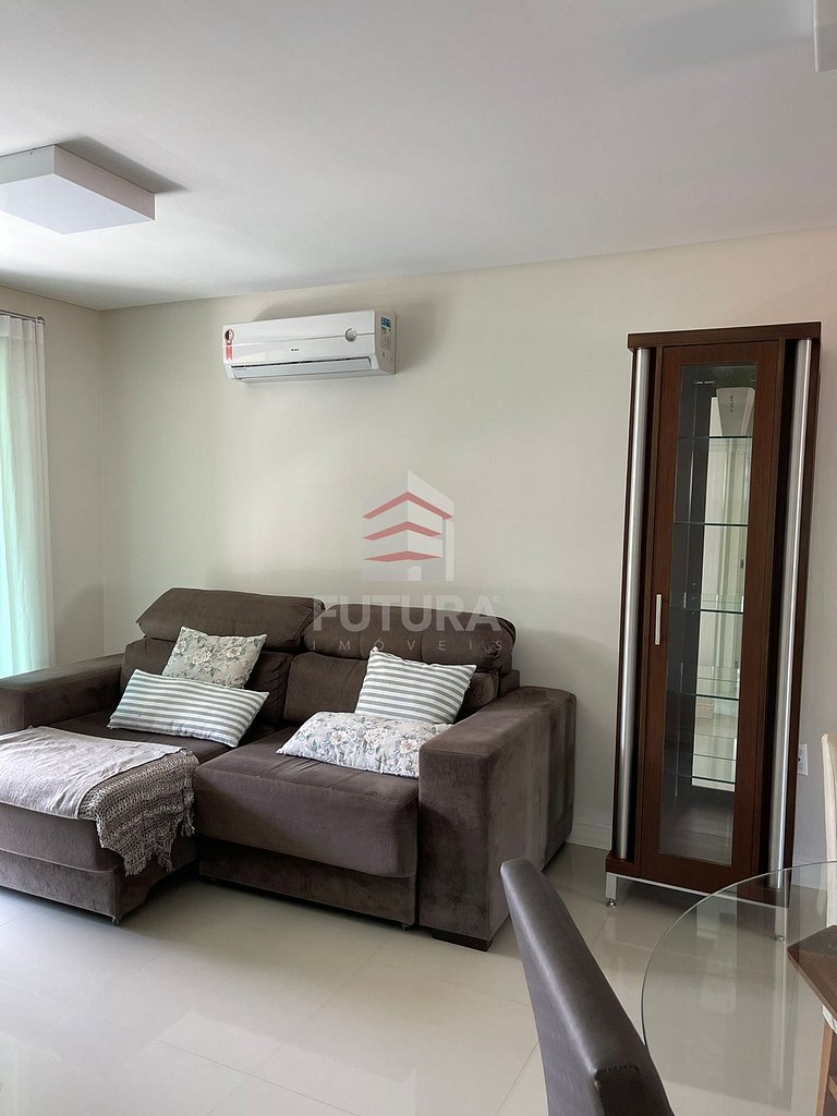 Apartamento 3 dormitórios na praia de canto grande;