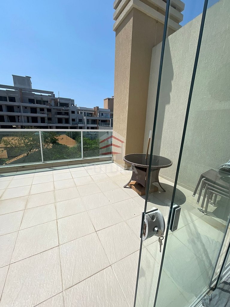 Apartamento 3 dormitórios na praia de canto grande;