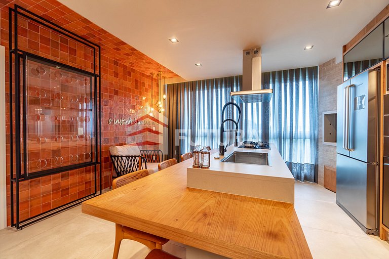 Apartamento beira mar com 3 suítes - LA262F