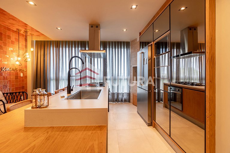 Apartamento beira mar com 03 dormitórios - LA262F