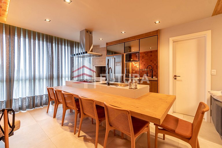 Apartamento beira mar com 3 suítes - LA262F
