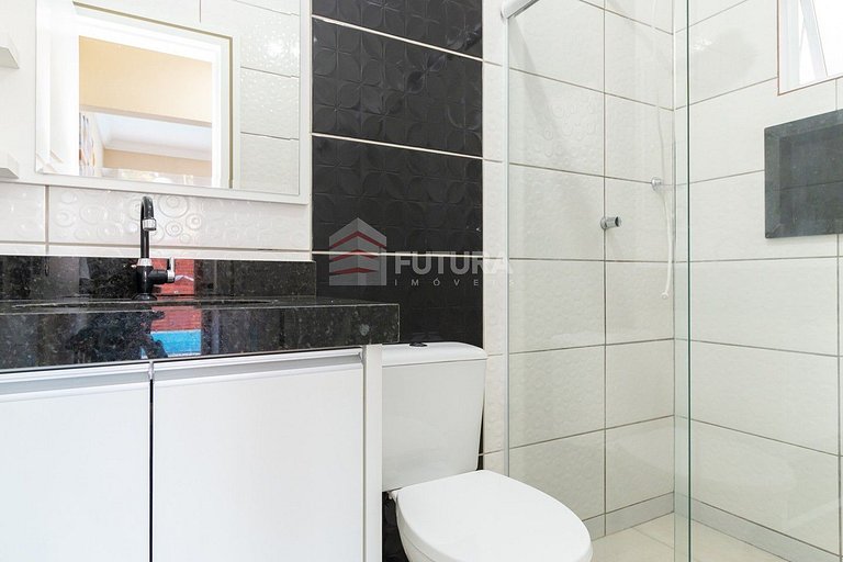 CASA COM PISCINA E 05 DORMITÓRIOS - LC101F