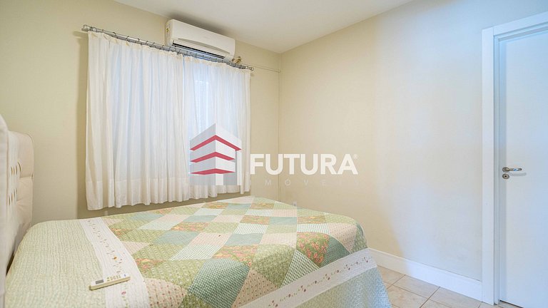 CASA ALTO PADRÃO COM PISCINA EM MARISCAL - LC135F