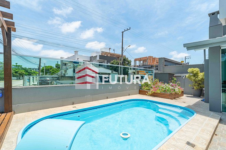CASA ALTO PADRÃO COM PISCINA EM MARISCAL - LC135F