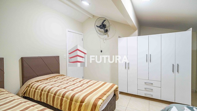 CASA ALTO PADRÃO COM PISCINA EM MARISCAL - LC135F