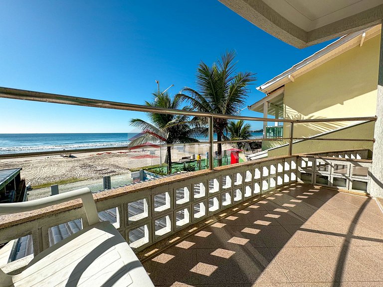 Casa para aluguel frente mar na praia de Bombas