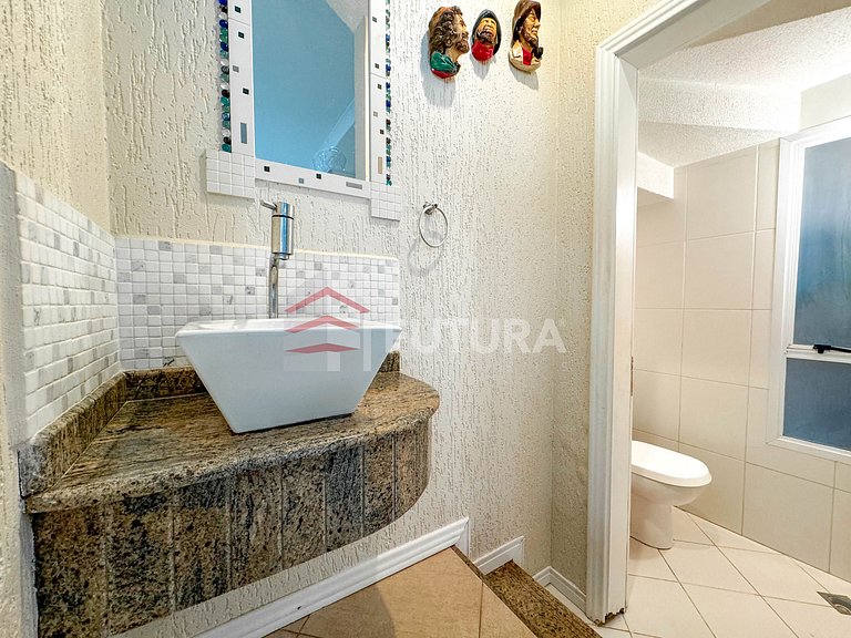 Casa para aluguel frente mar na praia de Bombas