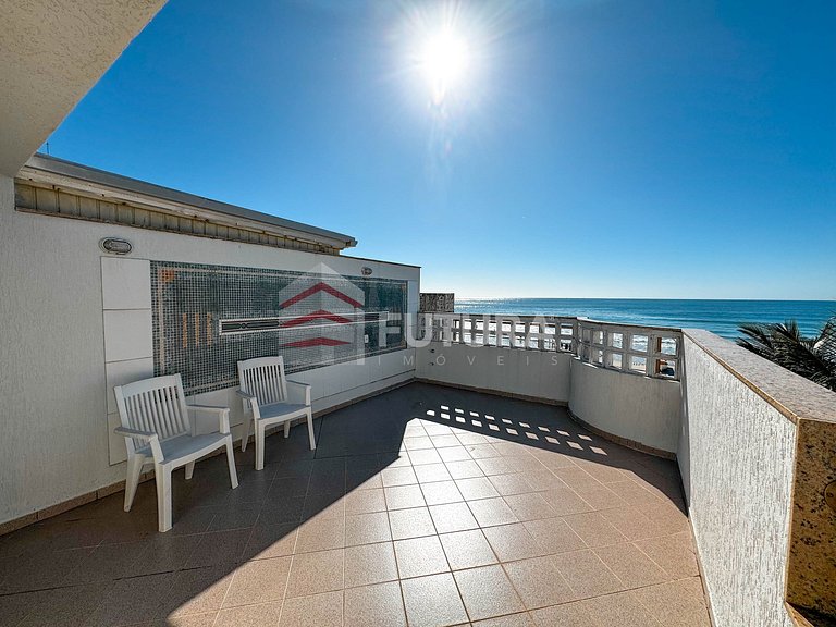 Casa Frente mar para aluguel na praia de Bombas
