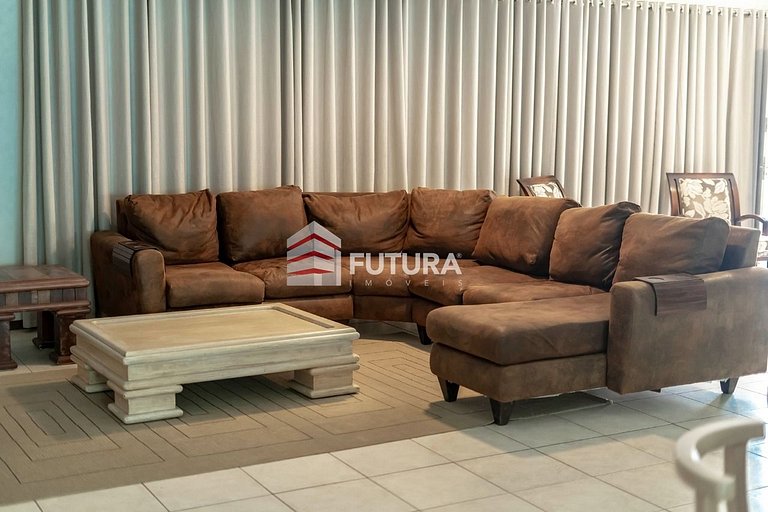 CASA COM 04 DORMITÓRIOS E PSICINA - LC139F