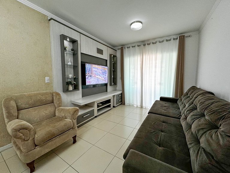 Apartamento 3 quartos para temporada em Bombas SC