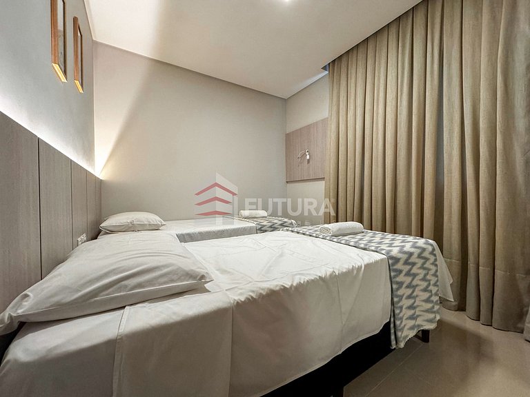 Apartamento com 02 dormitórios - LA040EF