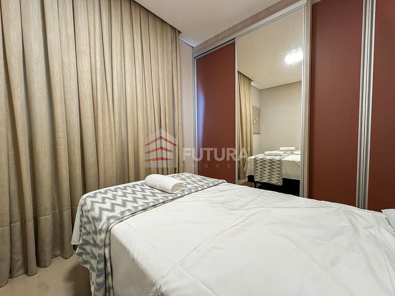 Apartamento com 02 dormitórios - LA040EF