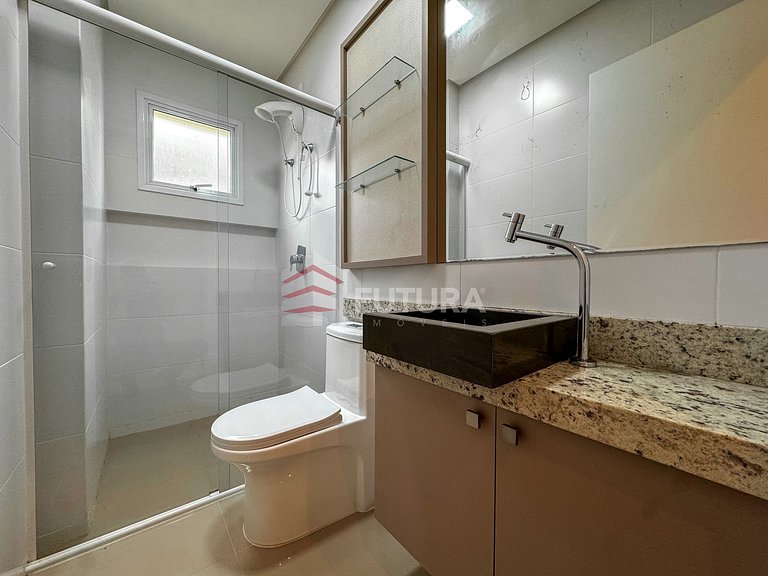 Apartamento com 02 dormitórios - LA040EF