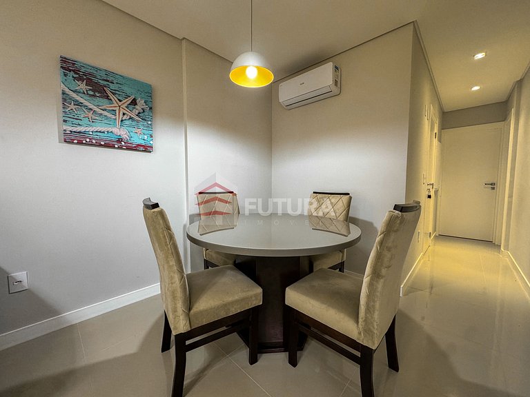 Apartamento com 02 dormitórios - LA040EF