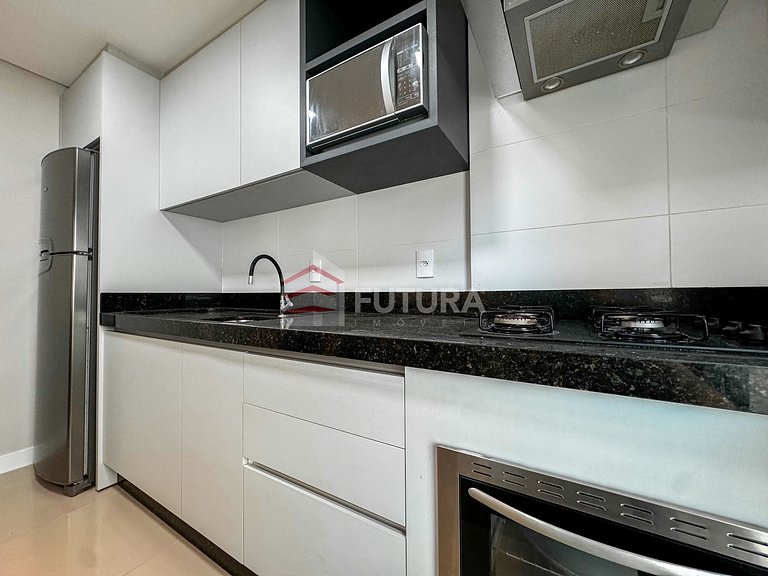 Apartamento com 02 dormitórios - LA040EF