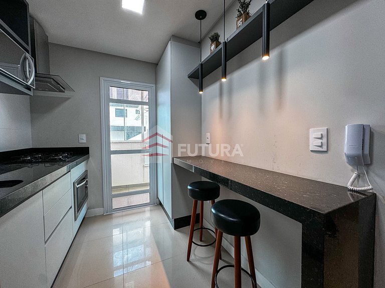 Apartamento com 02 dormitórios - LA040EF