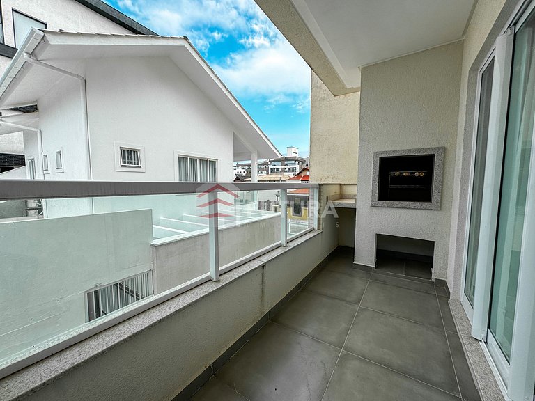 Apartamento com 02 dormitórios - LA040EF