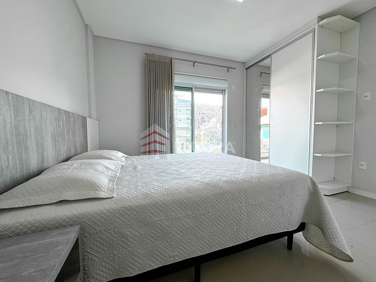 Apartamento com 02 suítes no Mariscal - LA041EF