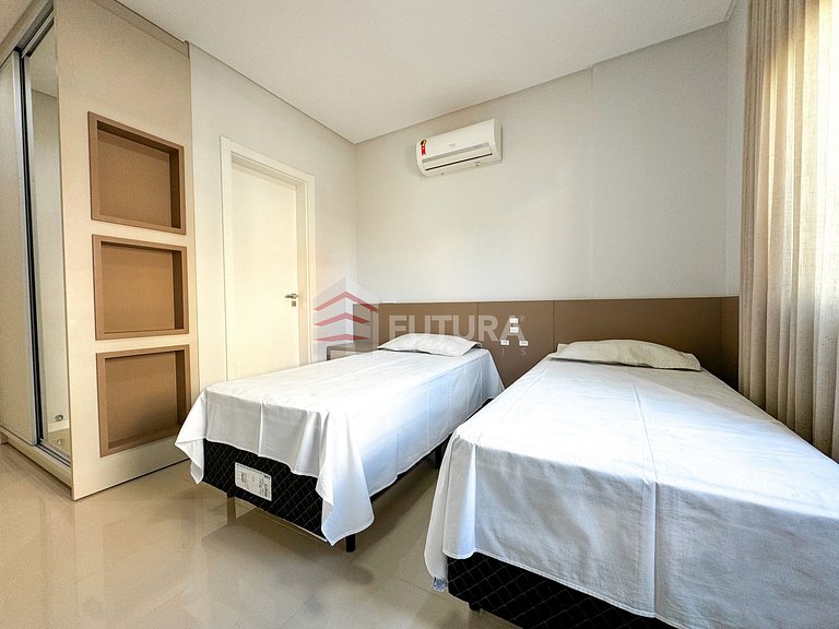 Apartamento com 02 suítes no Mariscal - LA041EF