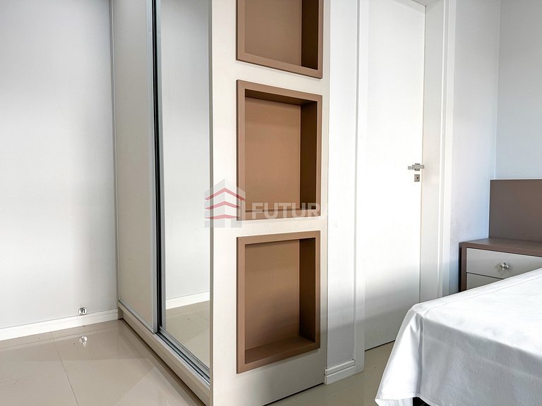 Apartamento com 02 suítes no Mariscal - LA041EF