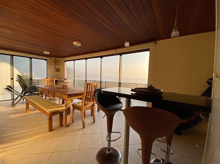 Maravilhoso triplex beira mar para aluguel de Temporada